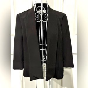 Jones studio light blazer. Black. Size 6